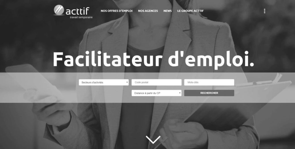 page d'accueil du site web d'acttif travail temporaire en noir et blanc